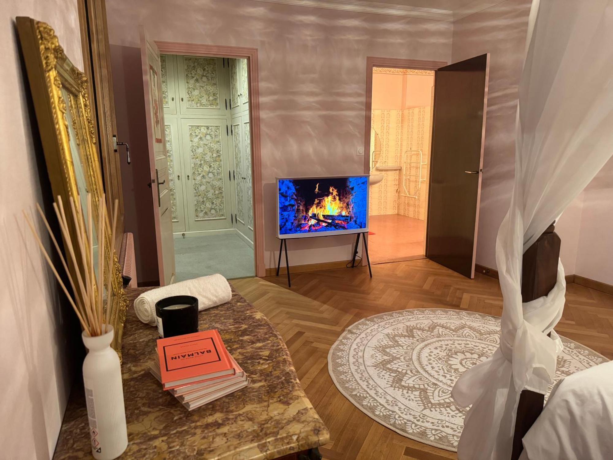 Lv House & Gardens Apartment Carcassonne